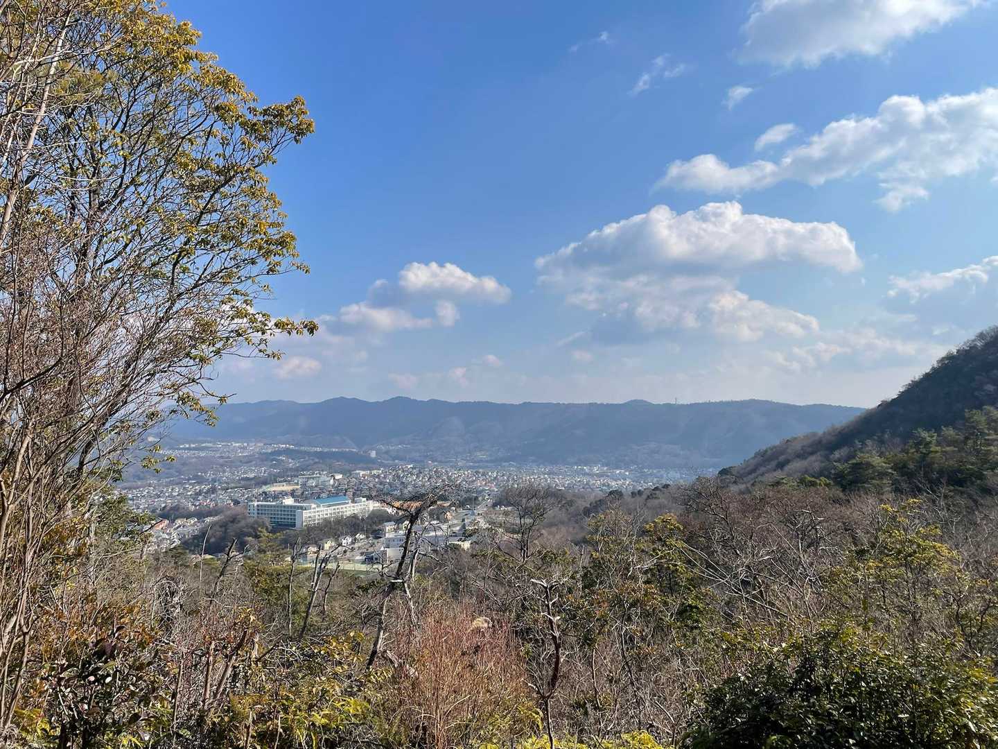 箕面方面の眺望を見ながら‥