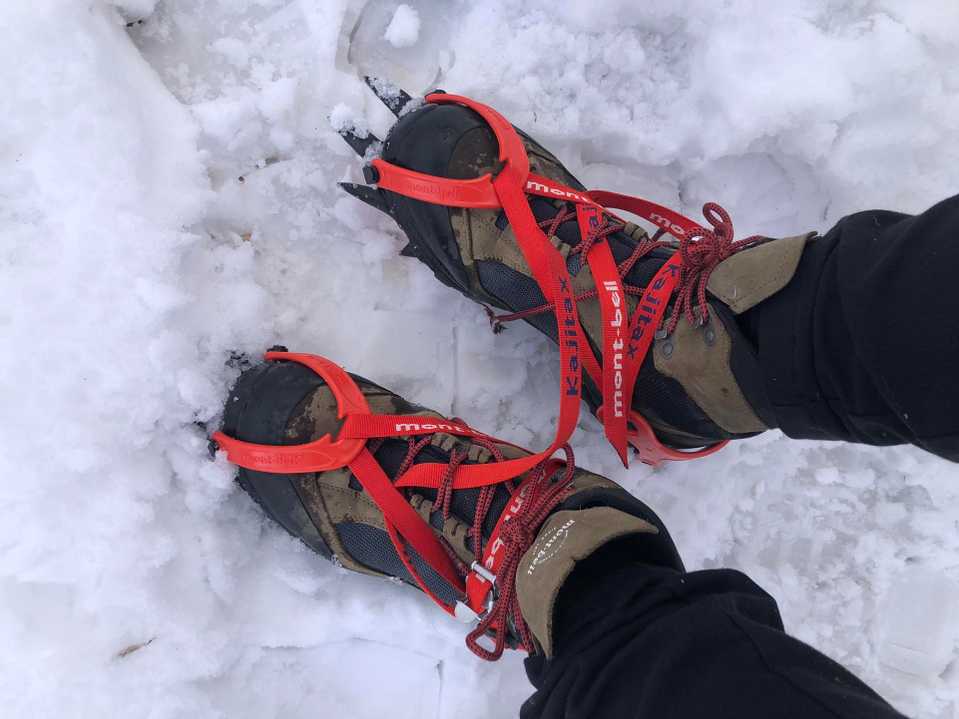 アイゼン装着❗️