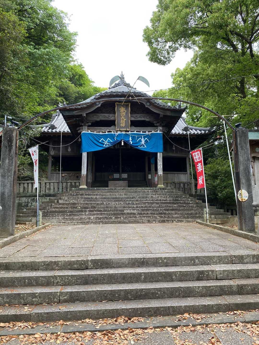 諏訪神社。