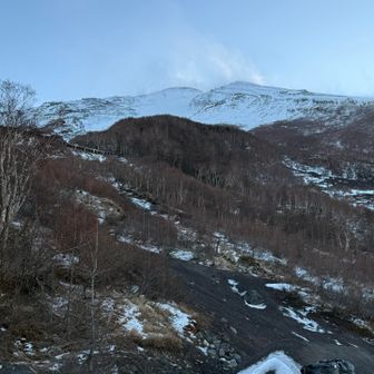 佐藤小屋の少し先から山頂が見えました
