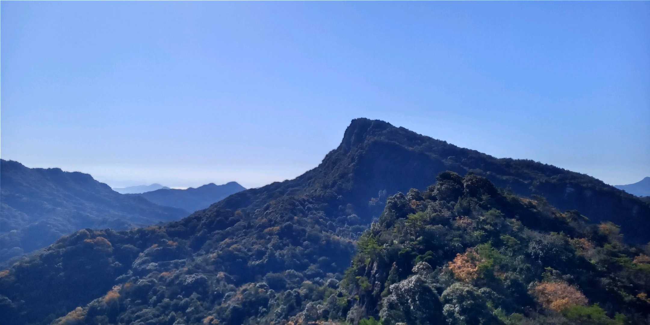 太郎丸・次郎丸岳登山口-太郎丸嶽-次郎丸嶽 縦走コースの写真