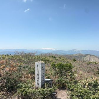 奥金剛。
日陰がなくモロに日にあたります。
暑いのでご飯食べて早々に下山🤣