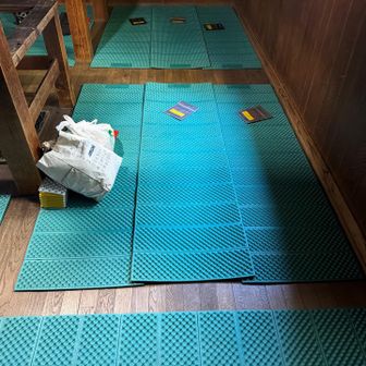 今日の寝所（キャンセルがでたので、寝る時は三列→二列へ😮‍💨）