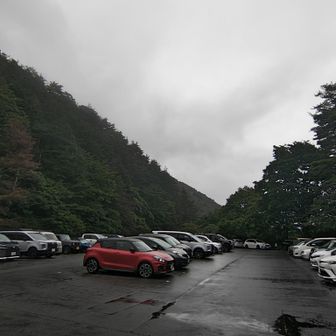 駐車場🅿️帰ってくると満車🈵やで
やはり御在所岳人気✨️✨️✨️
何か嬉しい〜🎵