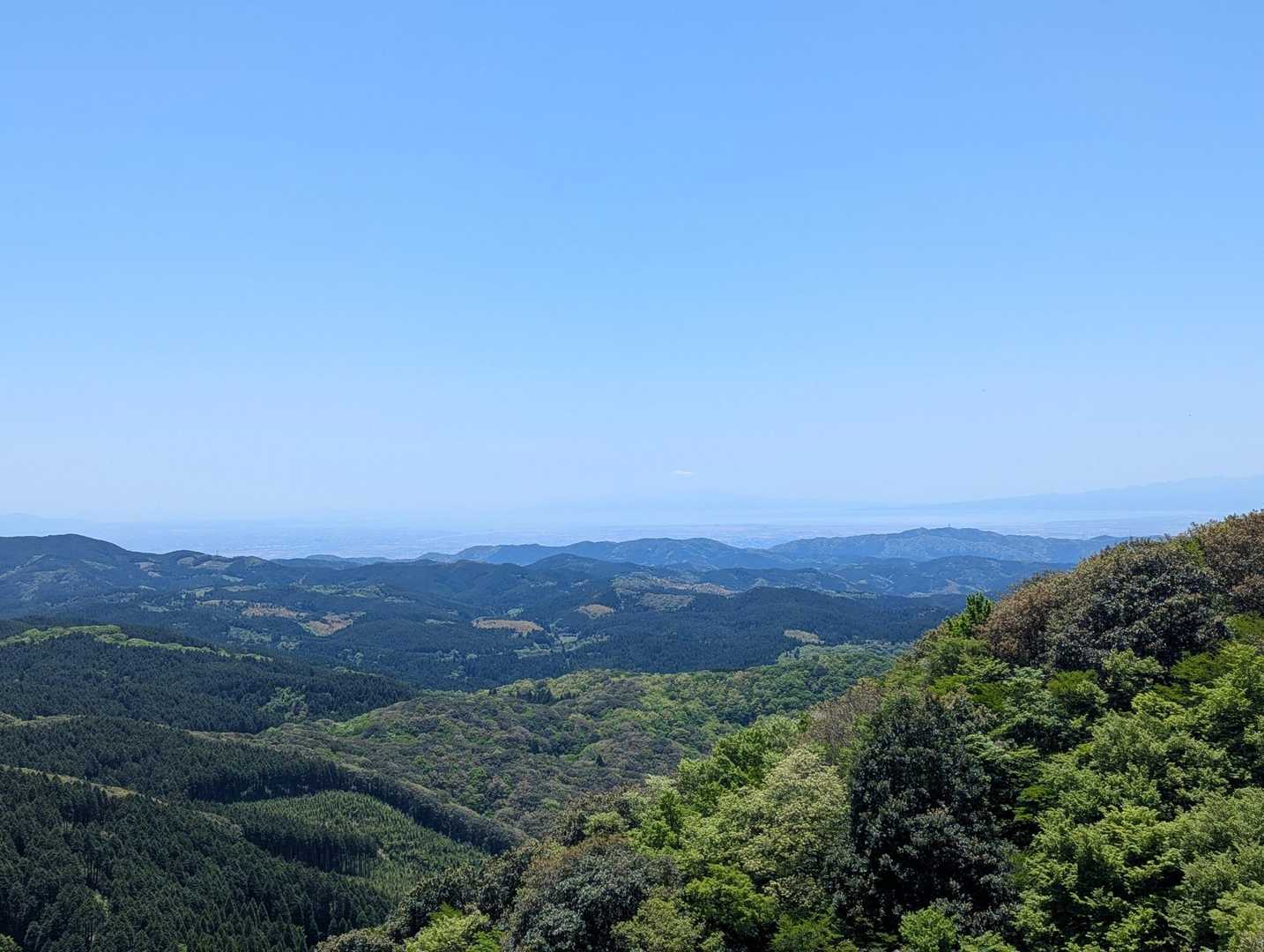 登山道の途中の眺め👀佐賀県方面。