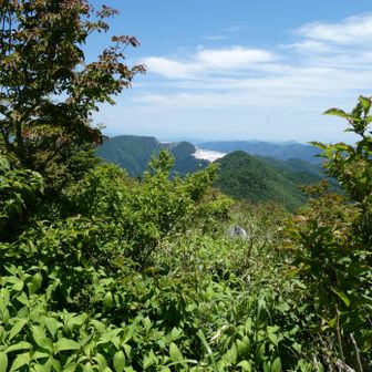 鳥形山方面
