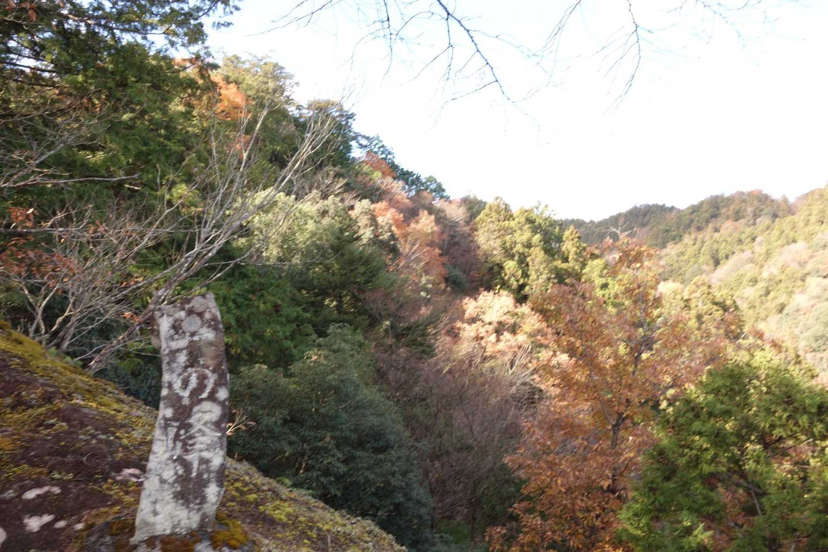 麓まで降りてから
一ノ峰から五峰を巡ります
