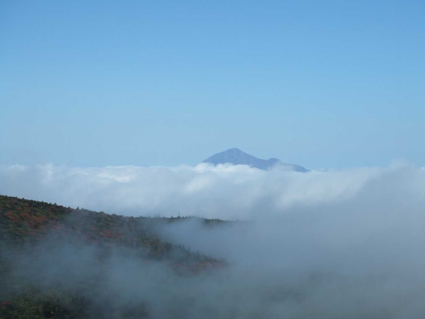 今日磐梯山に登った人は当たりですね