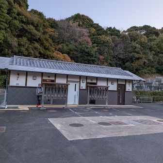 草堂寺のおトイレはかなり立派
もちろん使用させていただきました