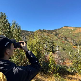 あのピークからの斜面、気持ちよさそう⛷️🏂