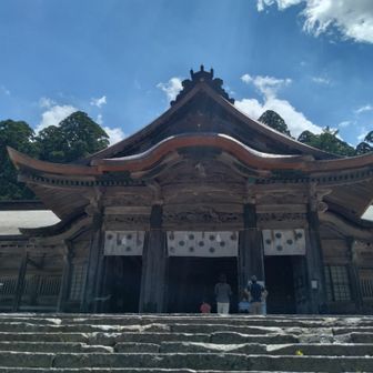 帰り道にお寺がありました