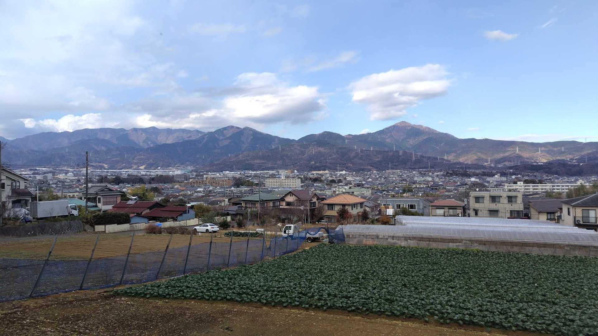 帰り道にも丹沢。
丹沢、早く登りに行きたいなぁ。