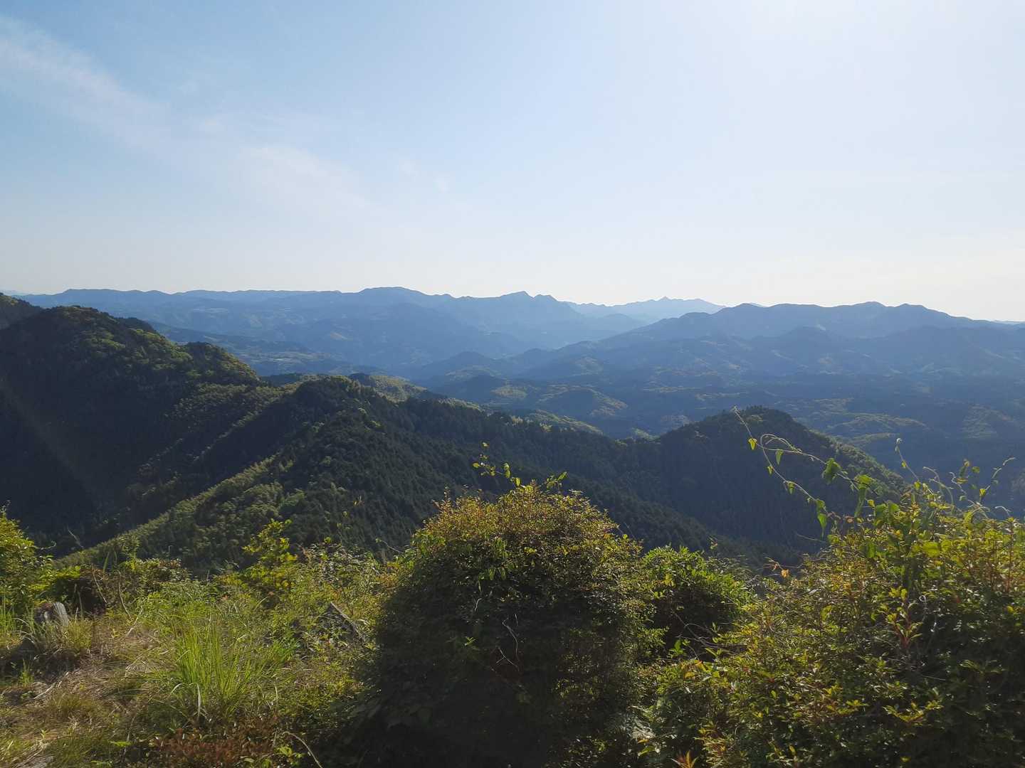 雌岳登山口-女岳-姫御前岳-雄岳登山口-男岳-南岳 周回コースの写真