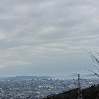 能古島、玄界島
風が吹き始めたので下山します🥶ｻﾑｲ！
