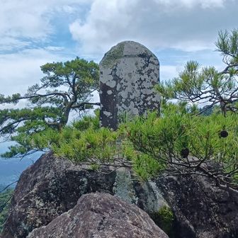 往路、屏風岩上部。