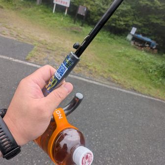 雨予報の今日はコンビニ傘☂️