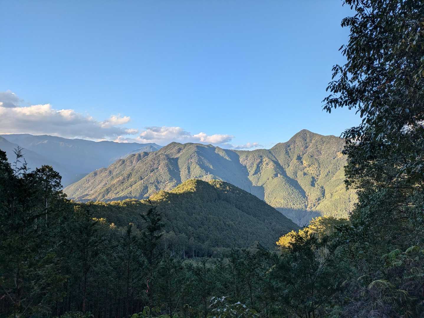 馬越峠登り口-馬越峠-天狗倉山 往復コースの写真