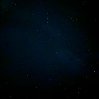 天の川も見えた星空🌌
スマホでは上手く撮れなかった😓

21時消灯、おやすみなさい。