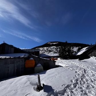 青年小屋まで下りました