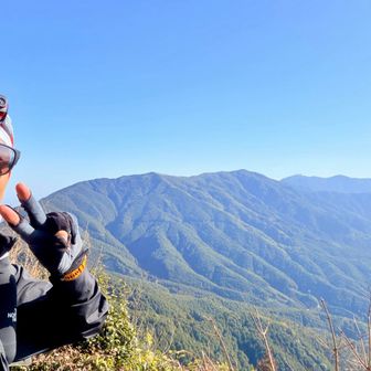 ガムシャラに歩いたり走ったりして若杉が鼻まで👃
無理して笑顔を作りました🥸
ヘッデン最後まで外すの忘れてたりして結局最後まで付けてました💦
