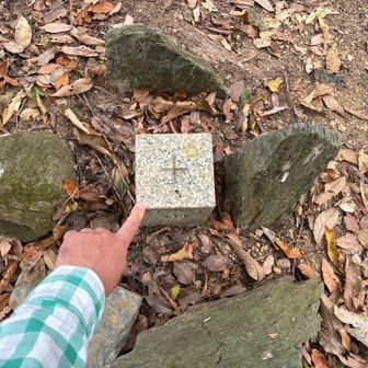 4等三角点タッチ

タカは三角点見たかっただけだよ🤥