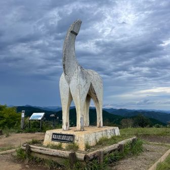 脚が限界をむかえてる。
こんなんでテン泊南アルプス行こうとしてたんか。。。
