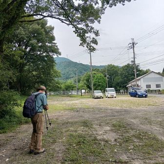 はぁ～、下山出来た〜。
車の側に下山で、ビックリです。