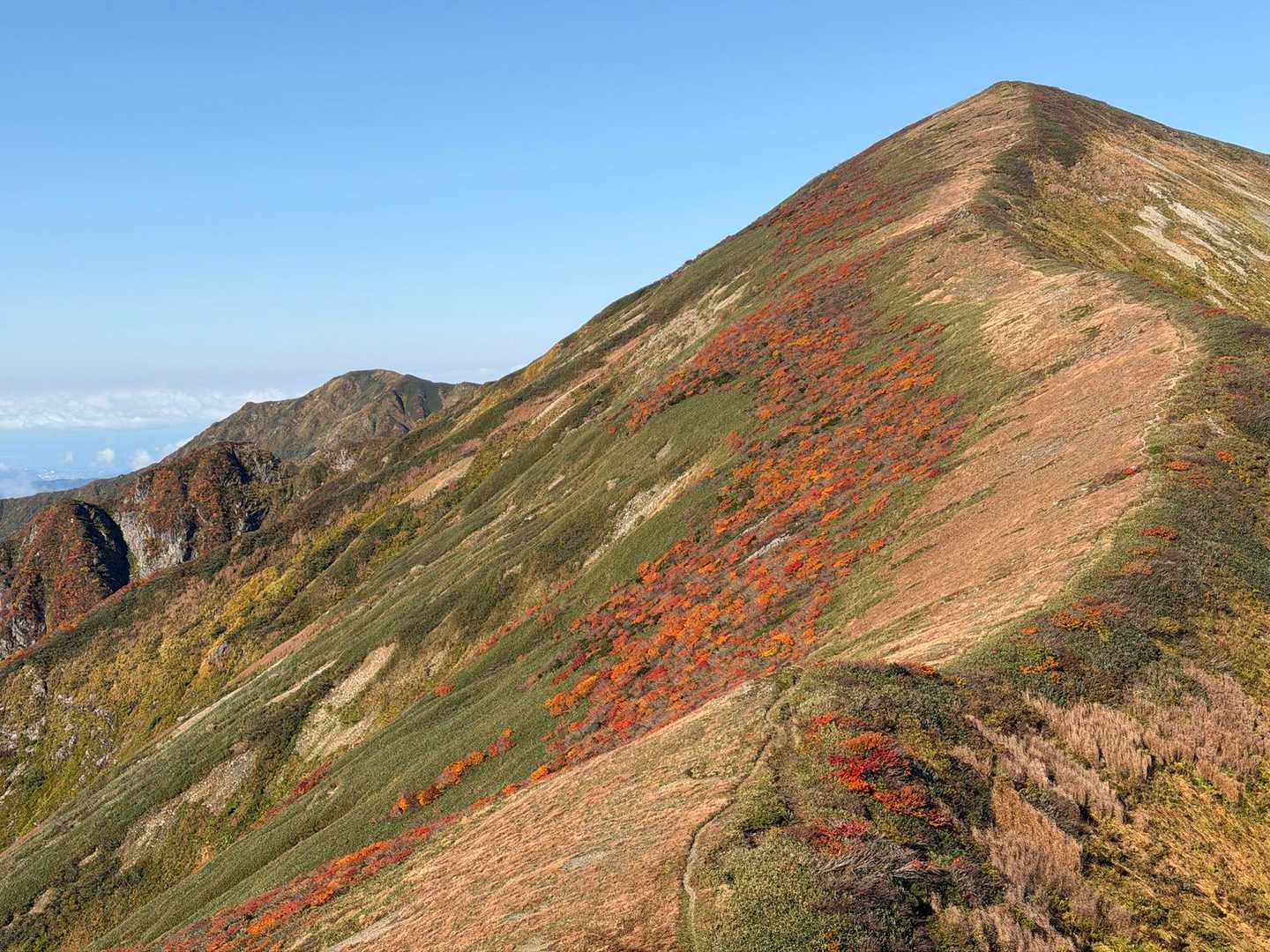 紅葉のピーク終わってるけど　幌尻岳を思い出すほど