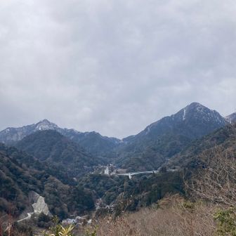 鎌ヶ岳と御在所岳