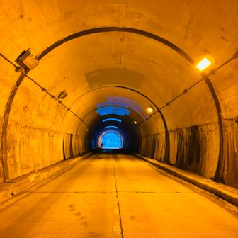 もうすぐ駐車場