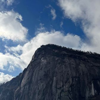 岩肌かっちょいい
