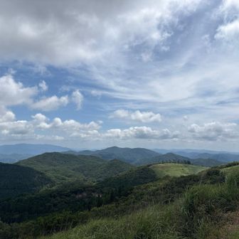 深山からの景色。
気持ちのいい景色が広がる✨