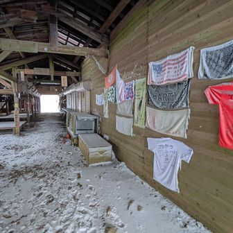 
ｺｺで大峯縦走の為に
荷物だけﾃﾞﾎﾟしに来たお兄さんとご挨拶

翌日から4-5日掛けて挑むらしい

厳冬期大峯縦走とか猛者過ぎるやん
(ﾊﾟﾈｪわ🤔)
