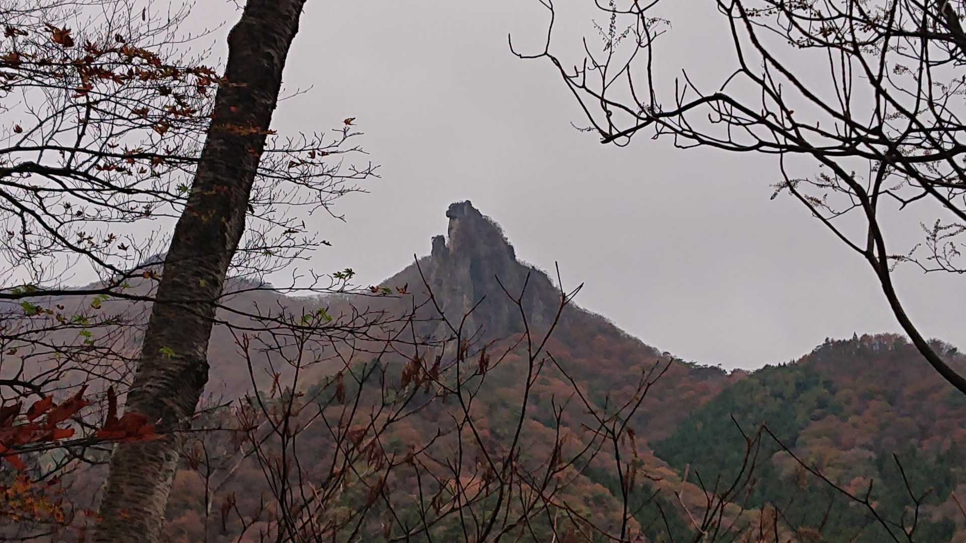 獅子岩  凄い
