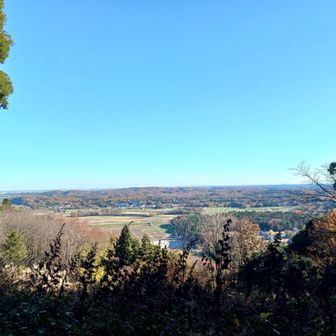 山頂より、ここからの方が展望いいです。