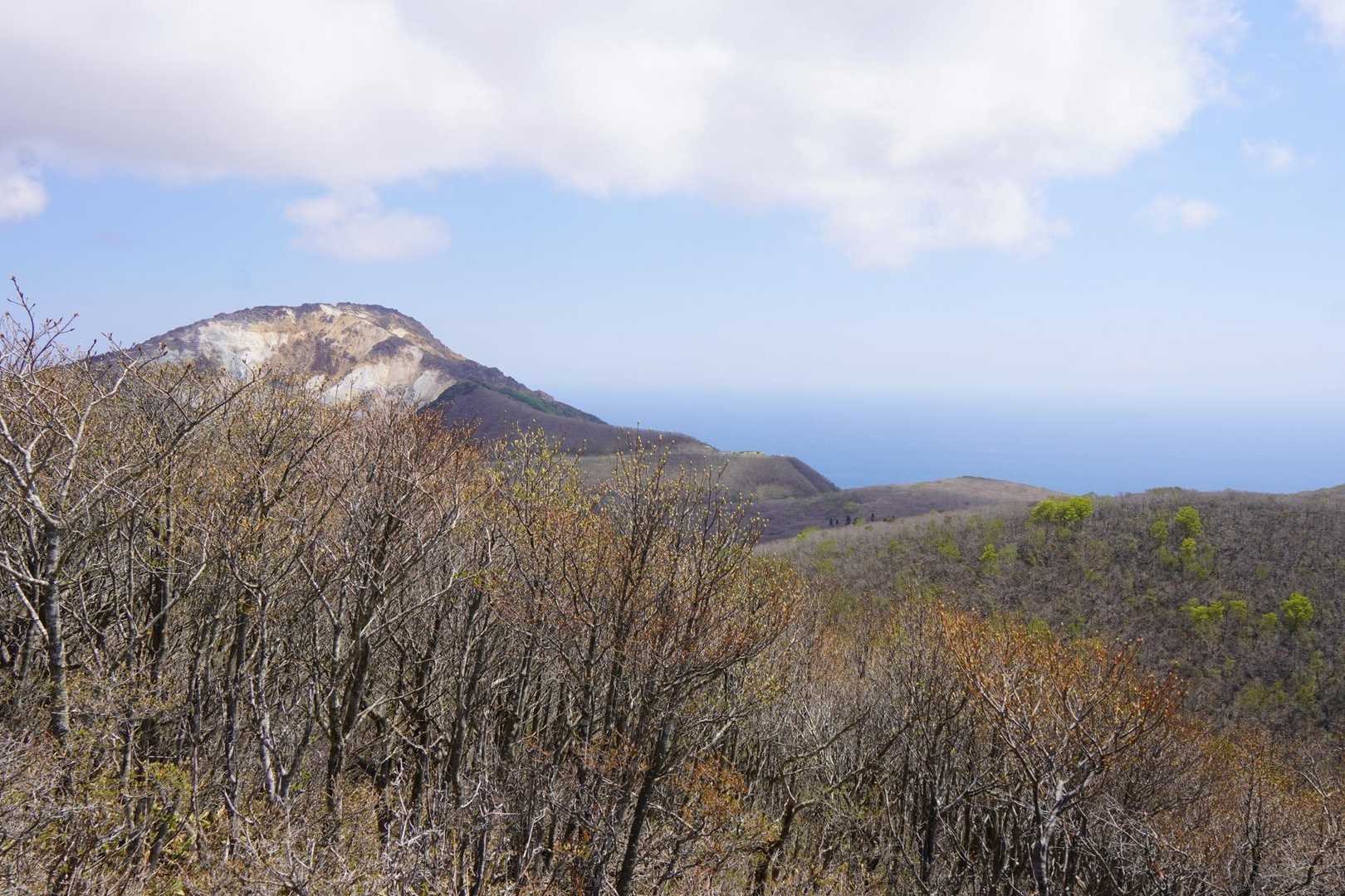 また恵山がチラ見え