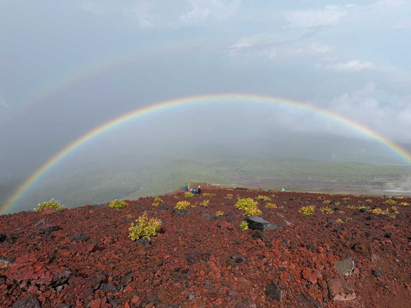 吉田ルート | 雲海を従える最高峰、日本を見下ろす3,776mの神々しき世界の写真