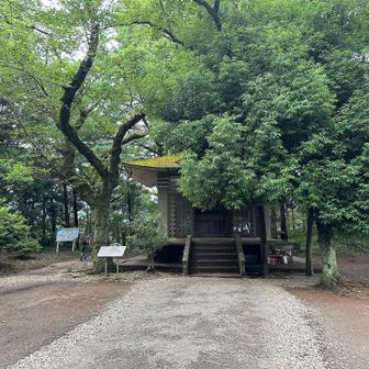 弘法山の寺にゃ