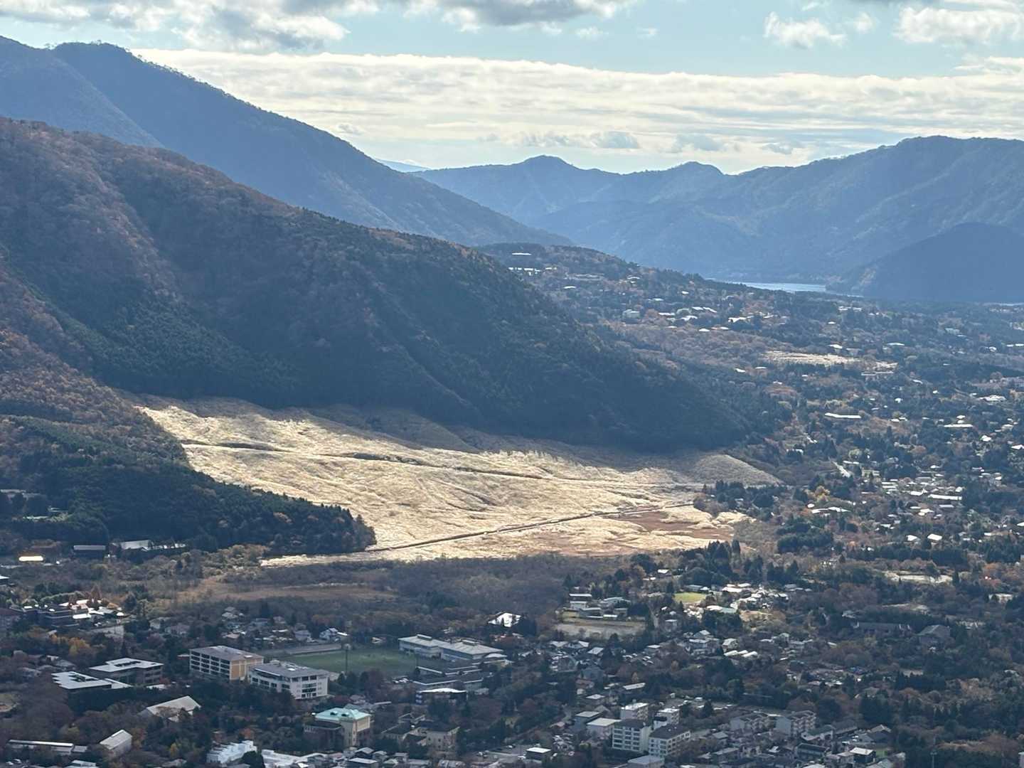 これは、仙石原高原のすすきですね！
上から見たのは初めてです。