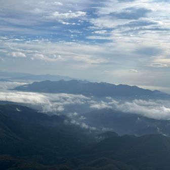 北側はどんな山があるんだろう