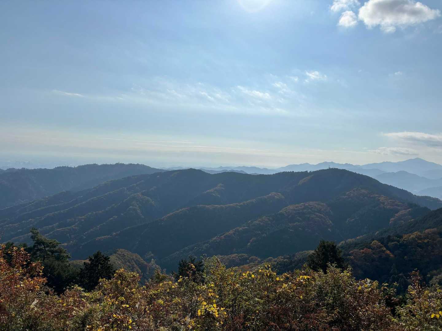 高尾と小仏城山を眺めて歩いてきたことを実感