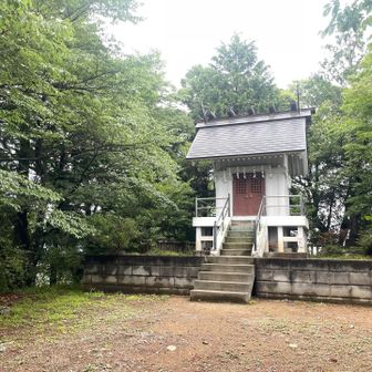 社殿は新しめ、
再建した❓