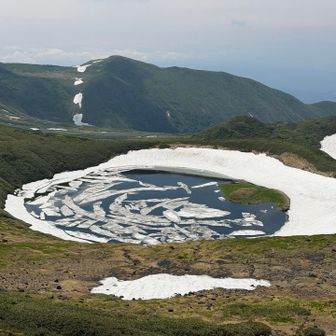 21年間憧れた鳥海山: 絶景かな雪渓かな！(鳥海山・七高山・笙ヶ岳-2026