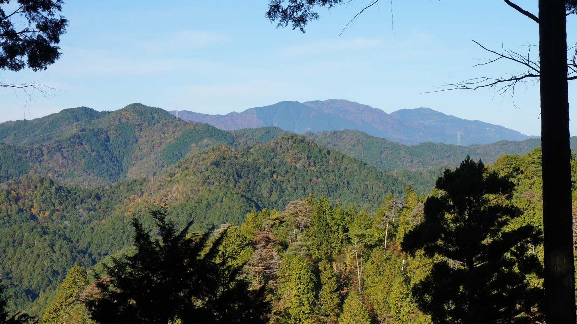 奥に高賀山と瓢ヶ岳など
