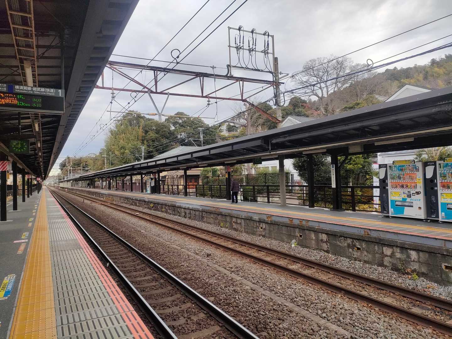 北鎌倉駅。長い。
