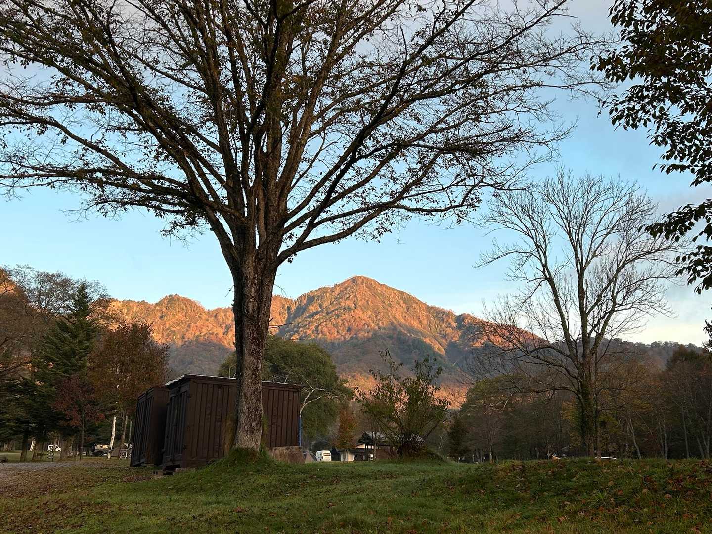 高妻山はあの向こうかな