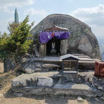 何度か登ってるからいかんでも良いかな…と思ったけど、あまりに気持ち良さげで、ここで締めることにしました😆