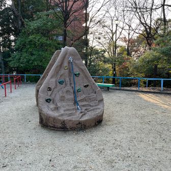 三角点探したけど、わかんなかった
志賀山