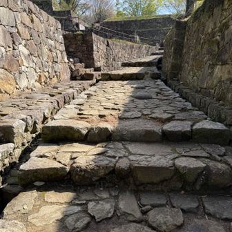 不規則な長さの階段