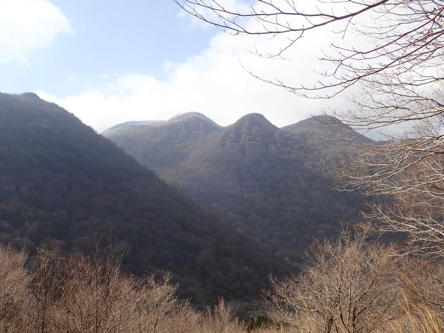 平治、三俣山の先っぽは霧氷❄️かな
